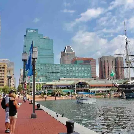 King Bed Inner Harbor Oasis Close To Everything